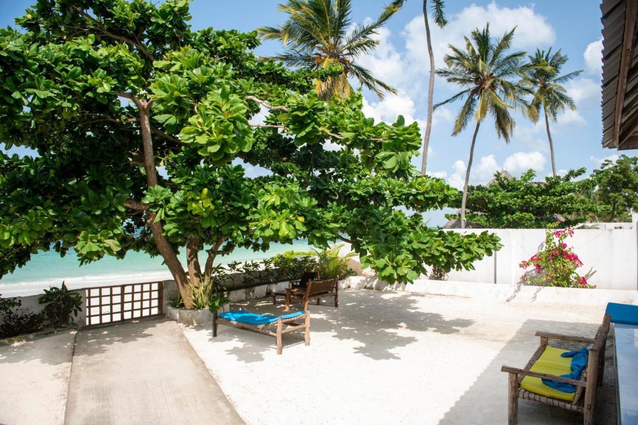 Uroa Beach Lodge Exterior foto